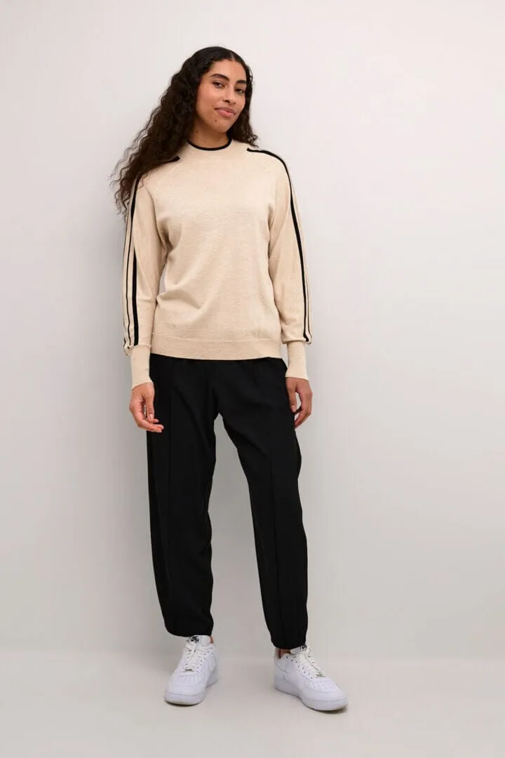 BEIGE KNIT SWEATER WITH STRIPED DETAIL ON SLEEVE